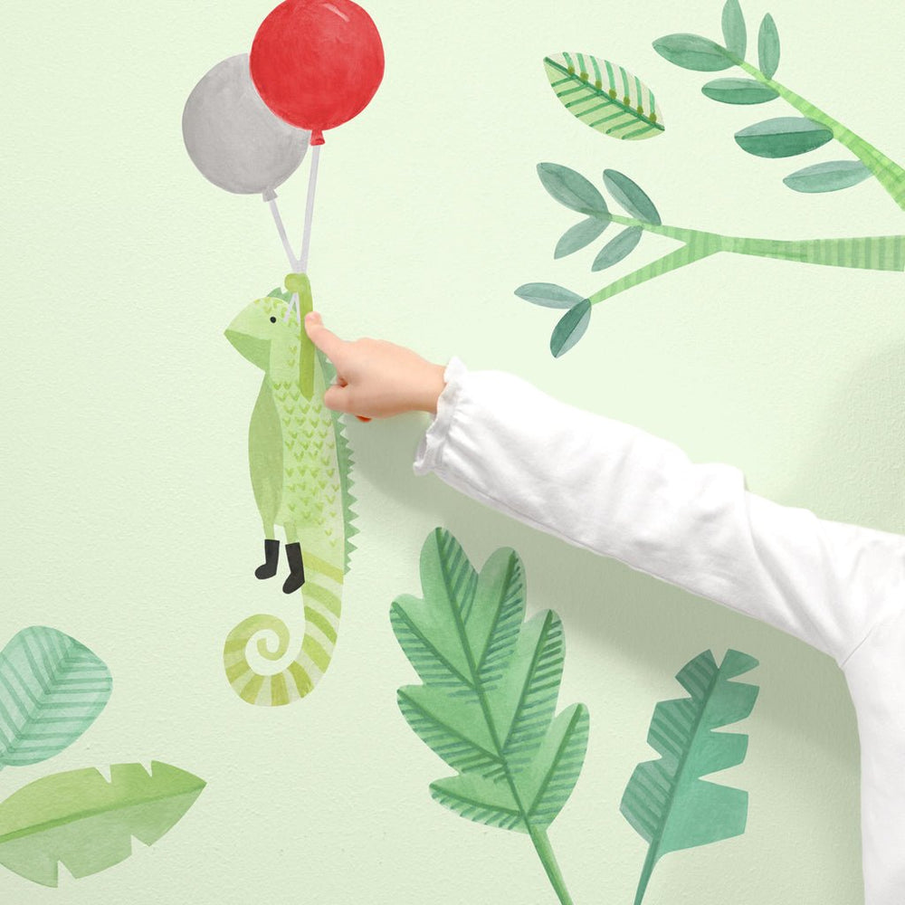 Modern Jungle Iguana • Peel - and - Stick Wall Decals 1