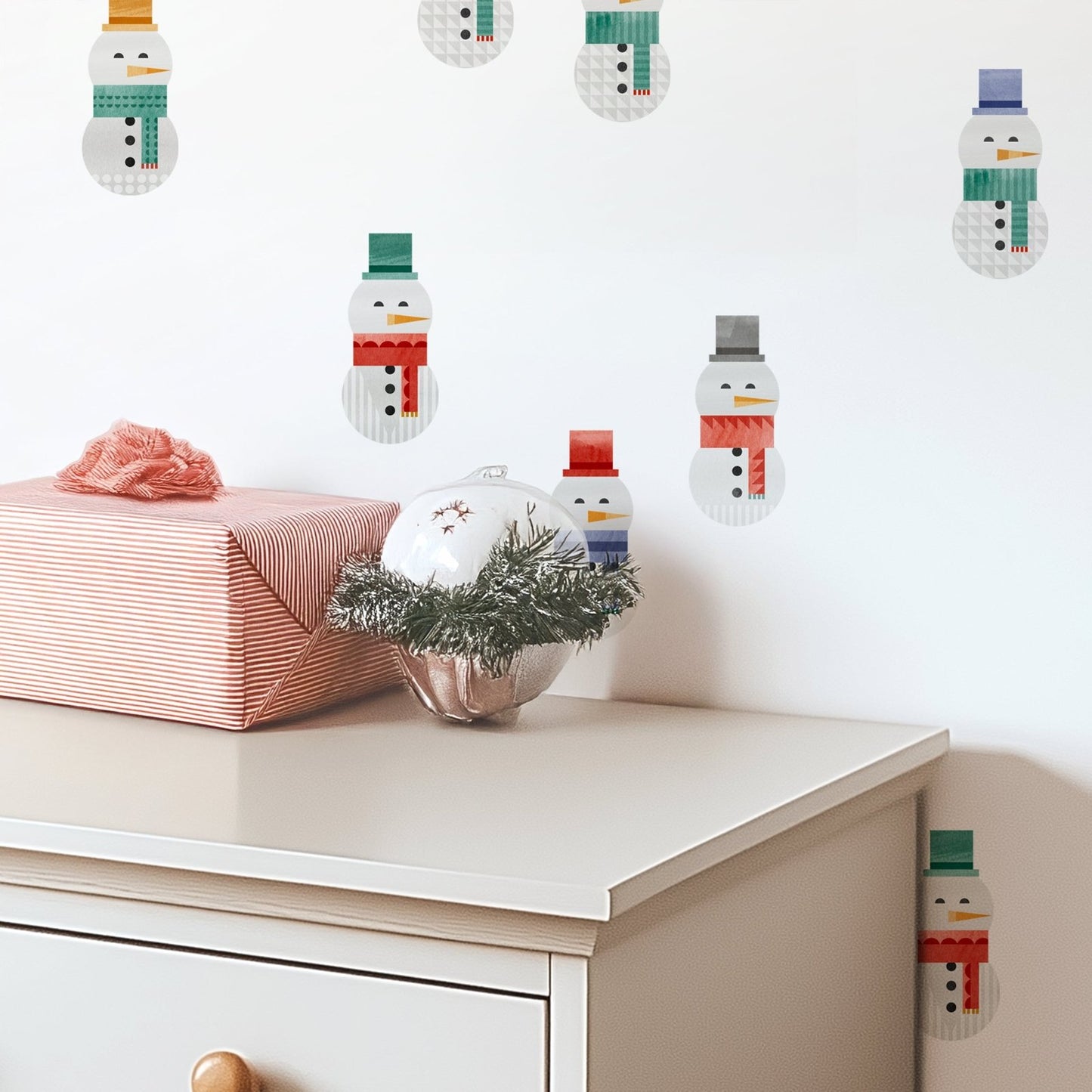 Snow Buddies Peel - and - Stick Wall Decals 1